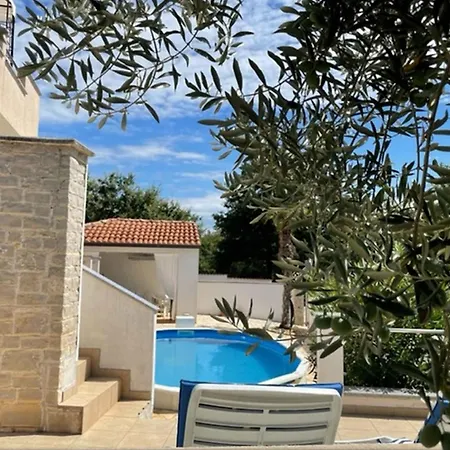In Stranici Kod Nove Vasi - Istrien 53420
