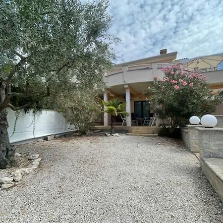 In Stranici Kod Nove Vasi - Istrien 53420 Apartment Rosini